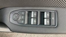 Renault Captur 1.6 E-Tech full hybrid 145 Engineered 5dr Auto Hybrid Hatchback